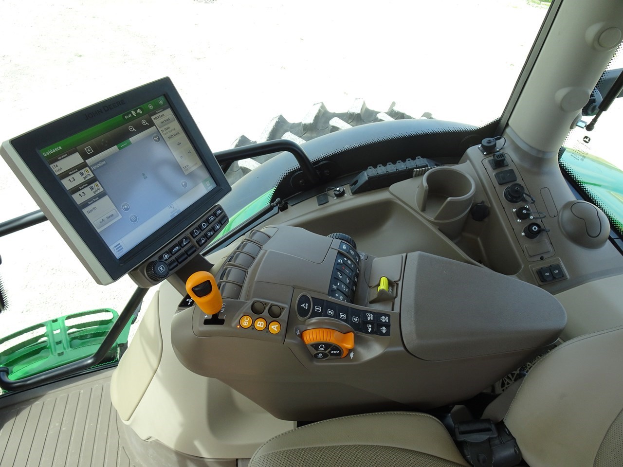 2022 John Deere 6175R Tractor Row Crop For Sale in Dwight Illinois