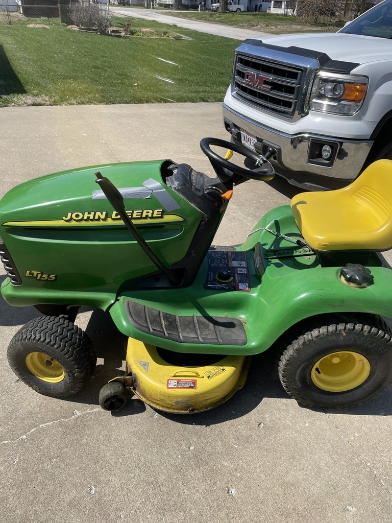 2001 John Deere Lt155 Riding Mower For Sale In Tipton Missouri 0016