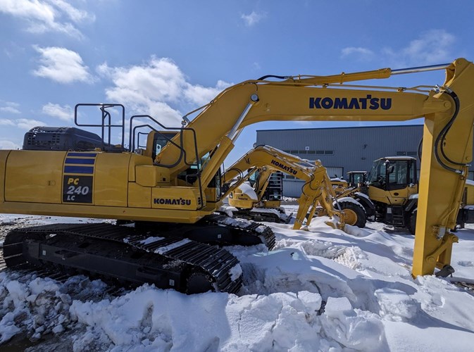 2023 Komatsu PC240LC-11 Excavator For Sale