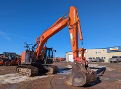 Excavator For Sale 2020 Hitachi ZX225USLC-6 