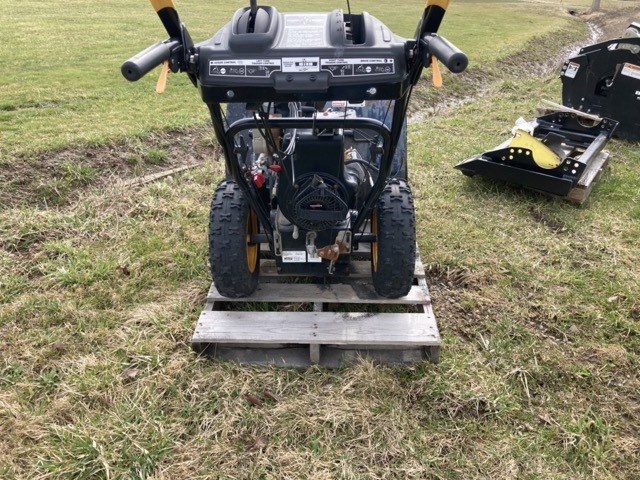 2005 MTD 31BE5MLG729 Snow Blower For Sale