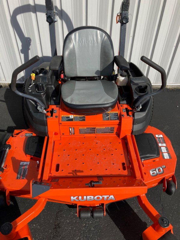 2018 Kubota Z421 Zero Turn Mower برسم البيعAshland Ohio