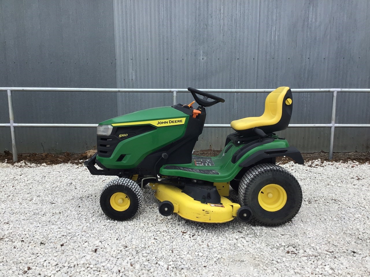 2021 John Deere S160 Riding Mower For Sale in Cleburne Texas