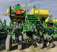 2018 John Deere 1775NT Thumbnail 3