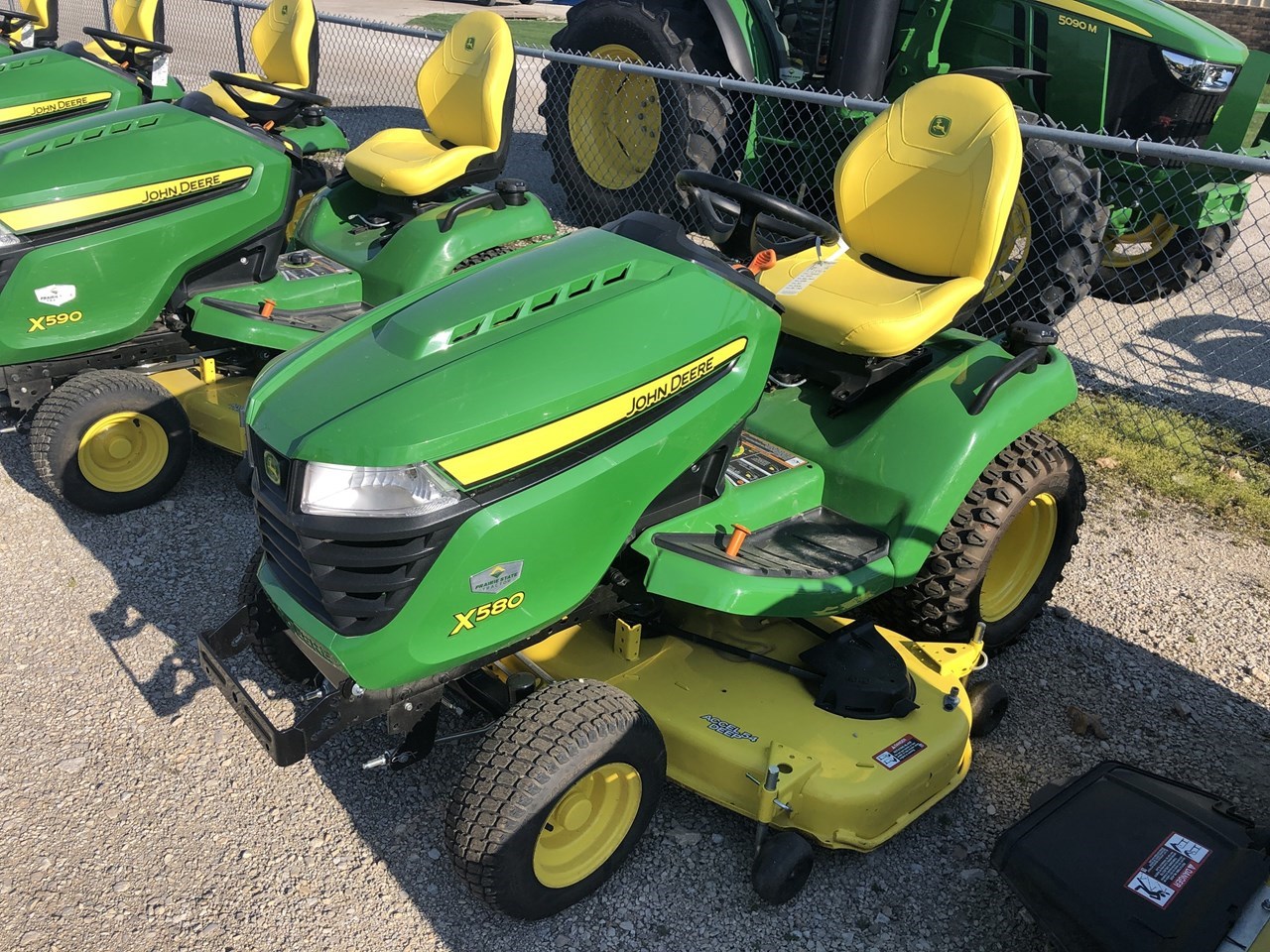 2022 John Deere X580 Riding Mower For Sale in Geneseo Illinois