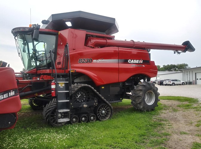 2014 Case IH 8230 Combine For Sale