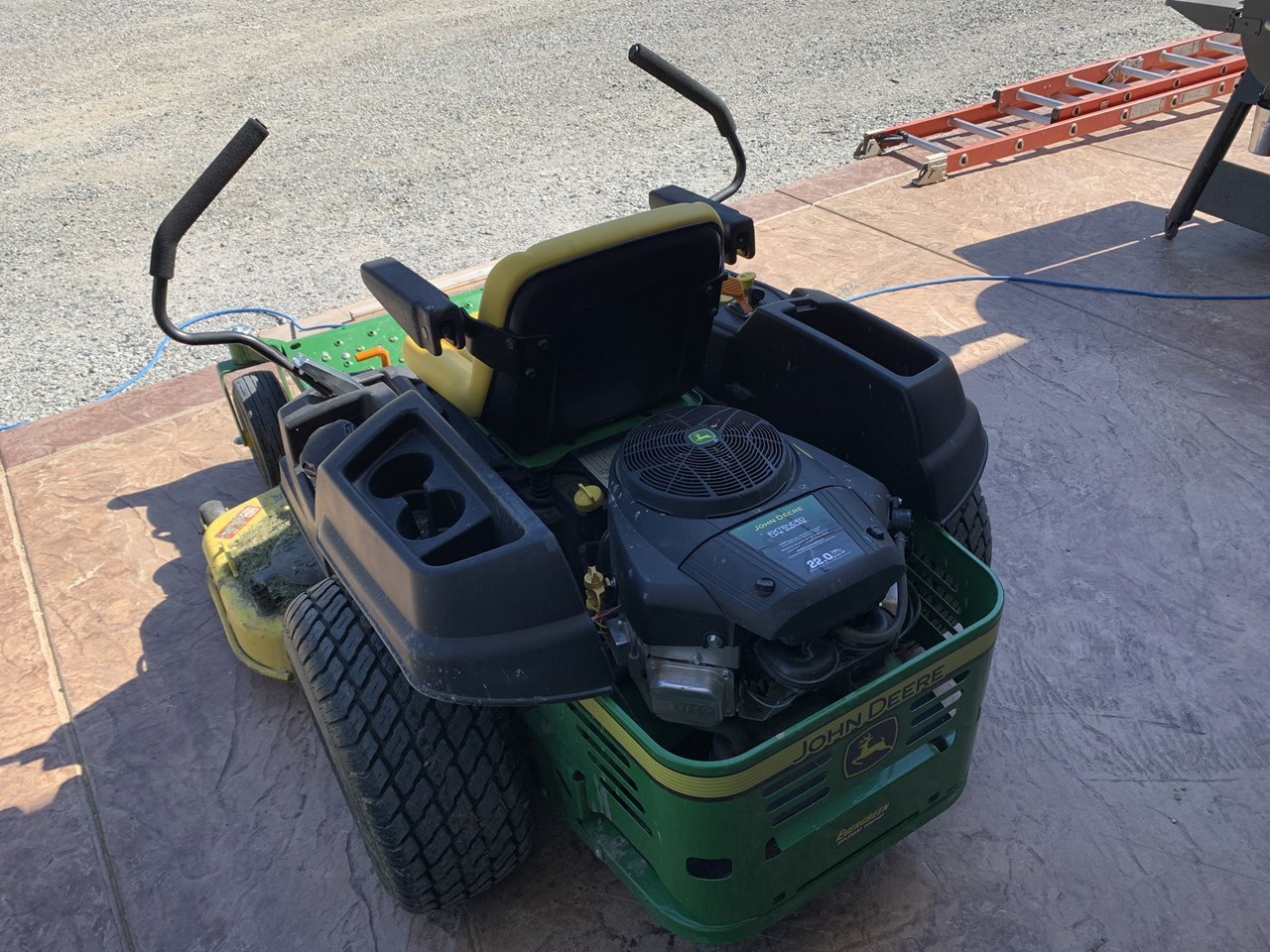 2016 John Deere Z525E Zero Turn Mower For Sale in Baudette Minnesota