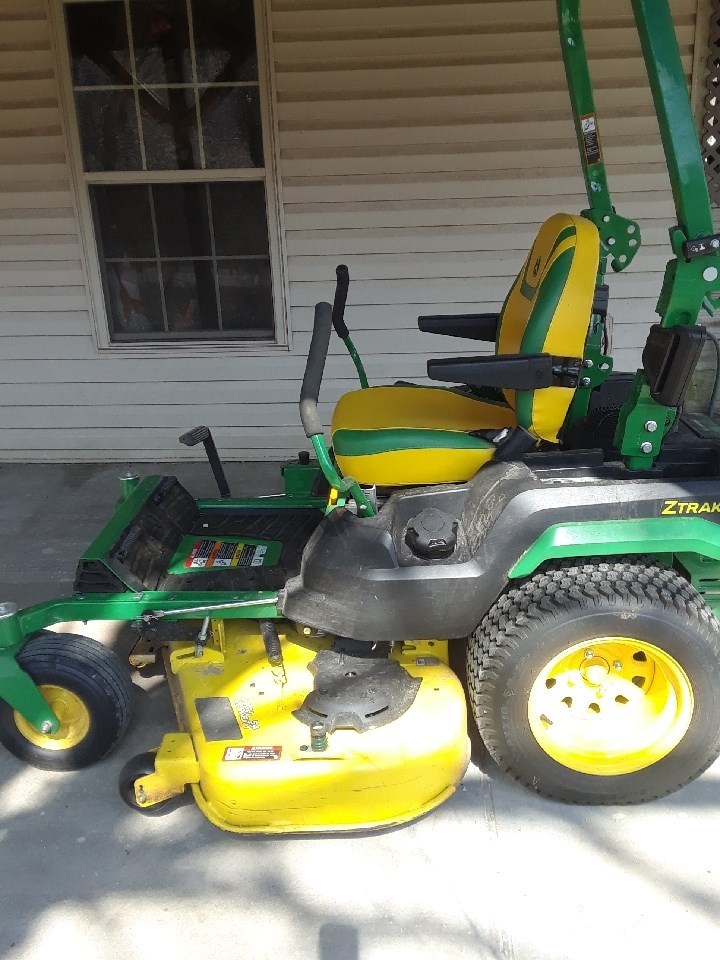 2021 John Deere Z530R Zero Turn Mower برسم البيعNorris City Illinois