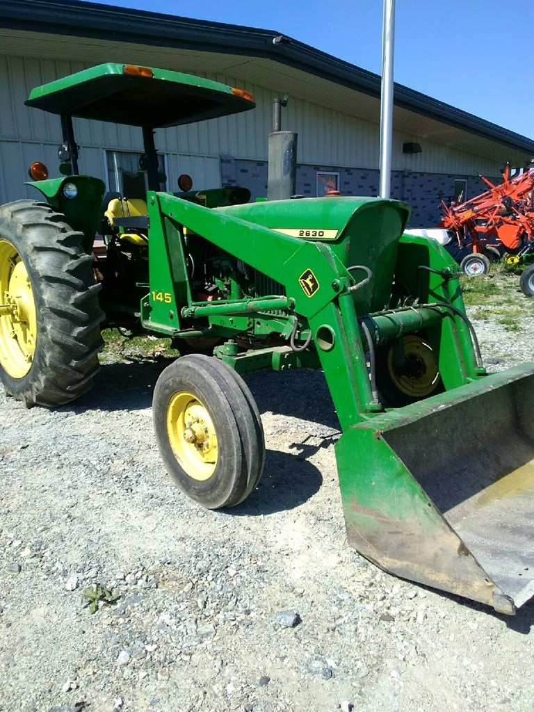 1975 John Deere 2630 Tractor Utility For Sale in Whiteford Maryland
