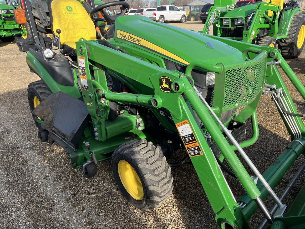 2013 John Deere 1026R Compact Utility Tractor For Sale in Atwood Illinois