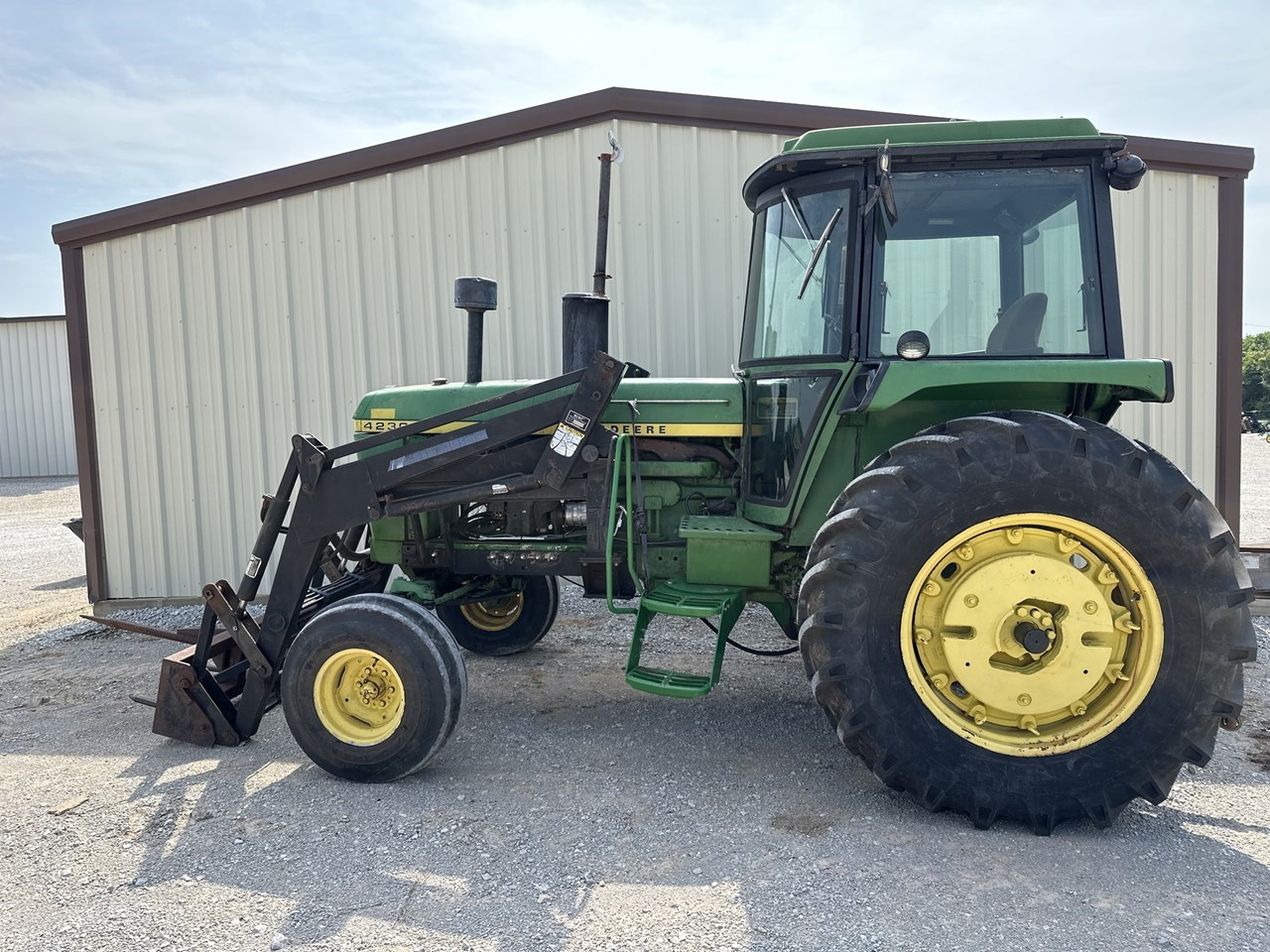 1974 John Deere 4230 Row Crop Tractor برسم البيعArdmore Oklahoma