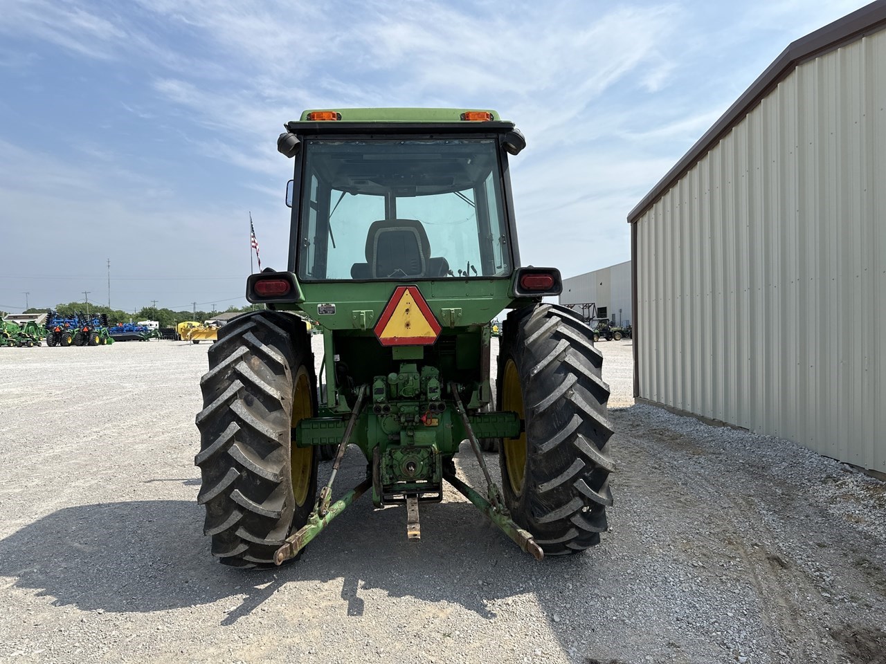1974 John Deere 4230 Row Crop Tractor برسم البيعArdmore Oklahoma