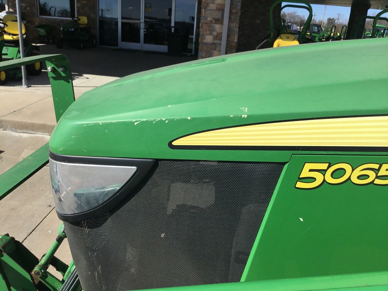 2015 John Deere 5065E Tractor Utility For Sale in Ennis Texas