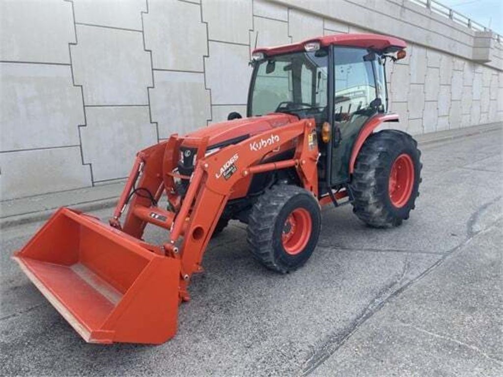 2023 Kubota MX5400HSTC Tractor For Sale in Barneveld Wisconsin