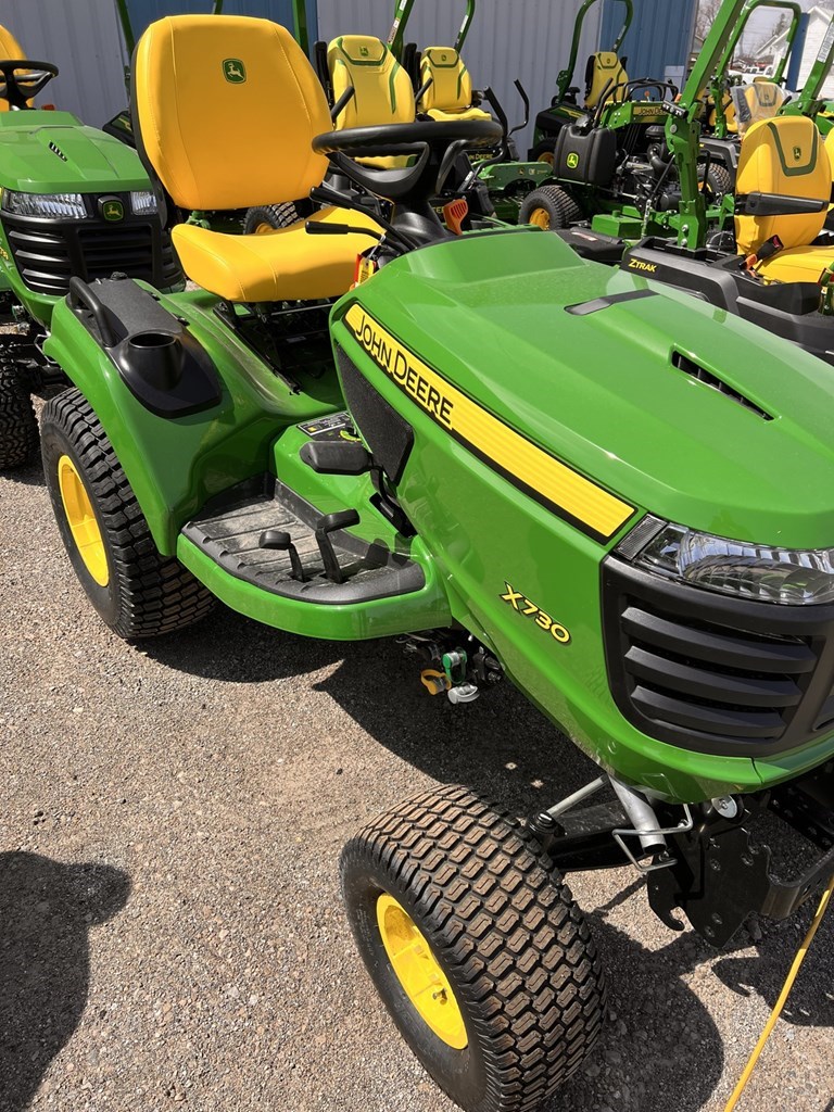 2022 John Deere X730 Riding Mower For Sale in Berkey Ohio