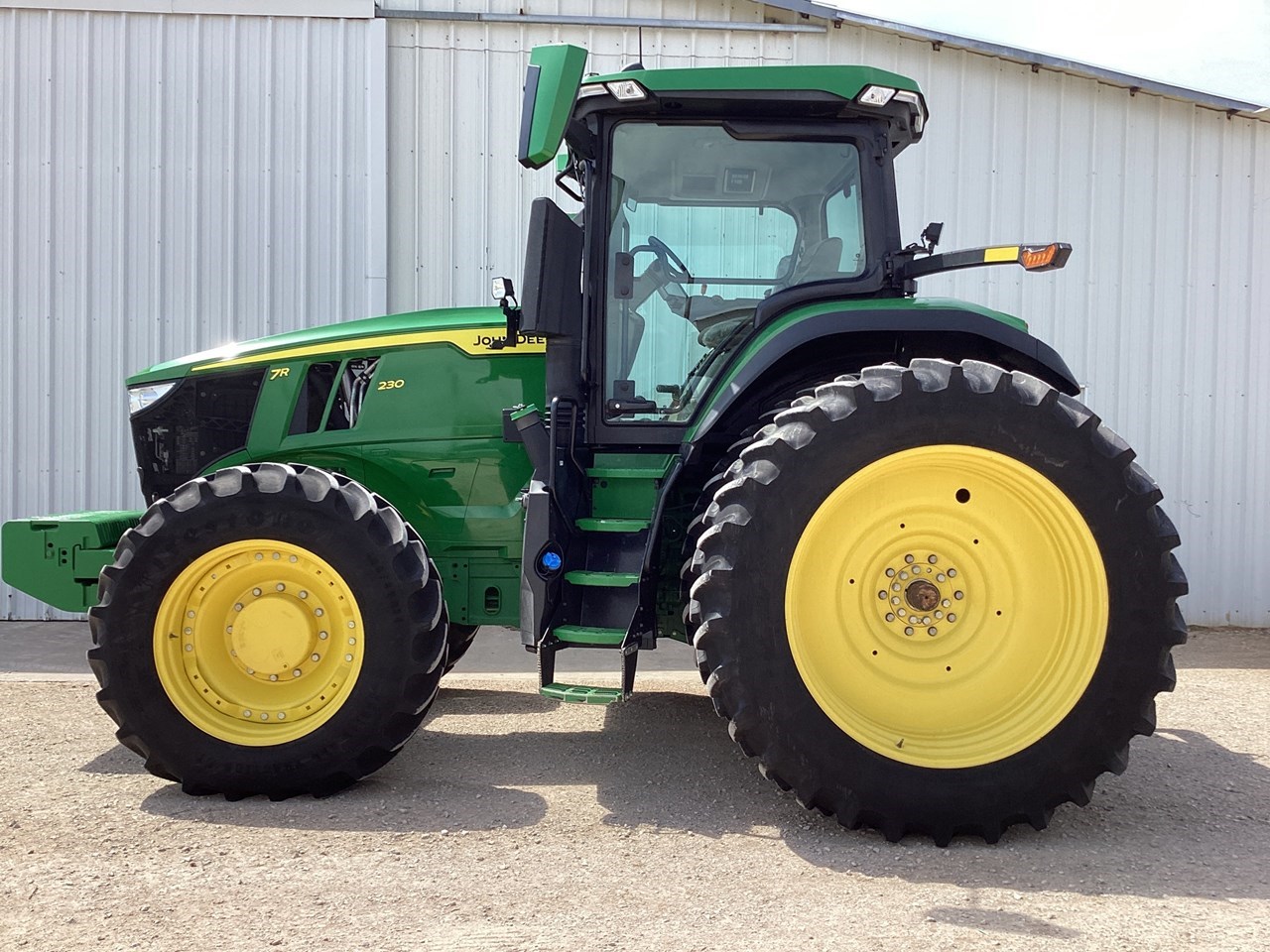 2021 John Deere 7R 230 Tractor - Row Crop For Sale in Munday Texas