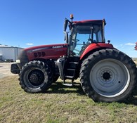 2017 Case IH 220 Thumbnail 4