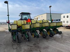 Planter For Sale 1992 John Deere 7200 Planter For Sale 1992 John Deere 7200