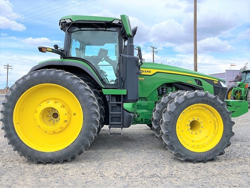 2022 John Deere 8R 370 Row Crop Tractor برسم البيعHermiston Oregon