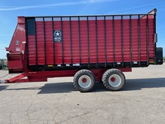 Forage Boxes and Blowers For Sale 2015 Meyer RTX220 