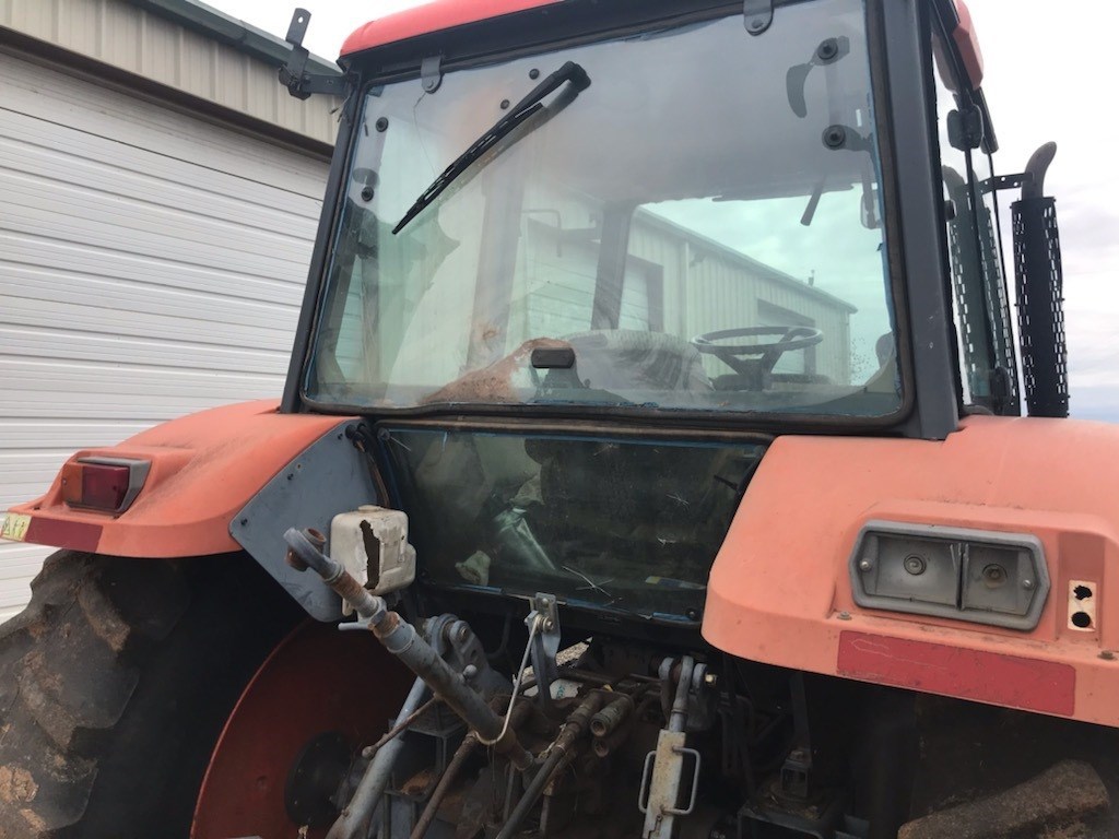 Kubota M125 Tractor Utility For Sale in Pearsall Texas