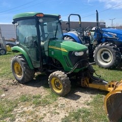 2011 John Deere 3320 Tractor - Compact Utility For Sale