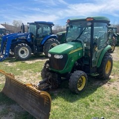 2011 John Deere 3320 Tractor - Compact Utility For Sale