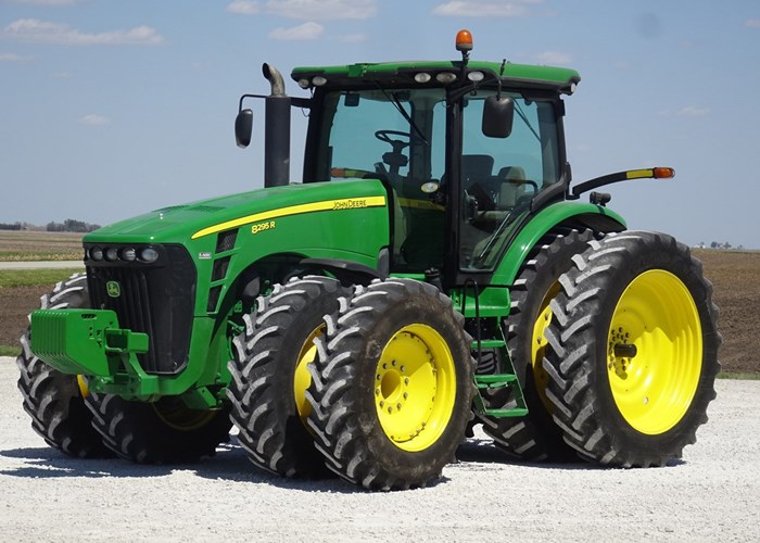 2010 John Deere 8295R Tractor - Row Crop For Sale