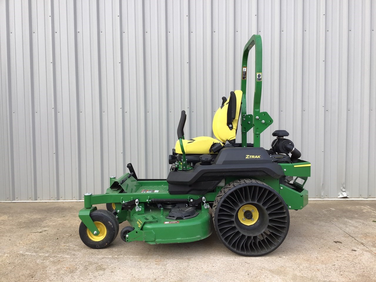 John Deere Z740R Zero Turn Mower For Sale in Tyler Texas