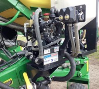 2021 John Deere 1725 CCS Thumbnail 6