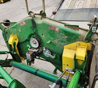 2017 John Deere 1025R Thumbnail 10