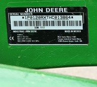 2017 John Deere 1025R Thumbnail 15