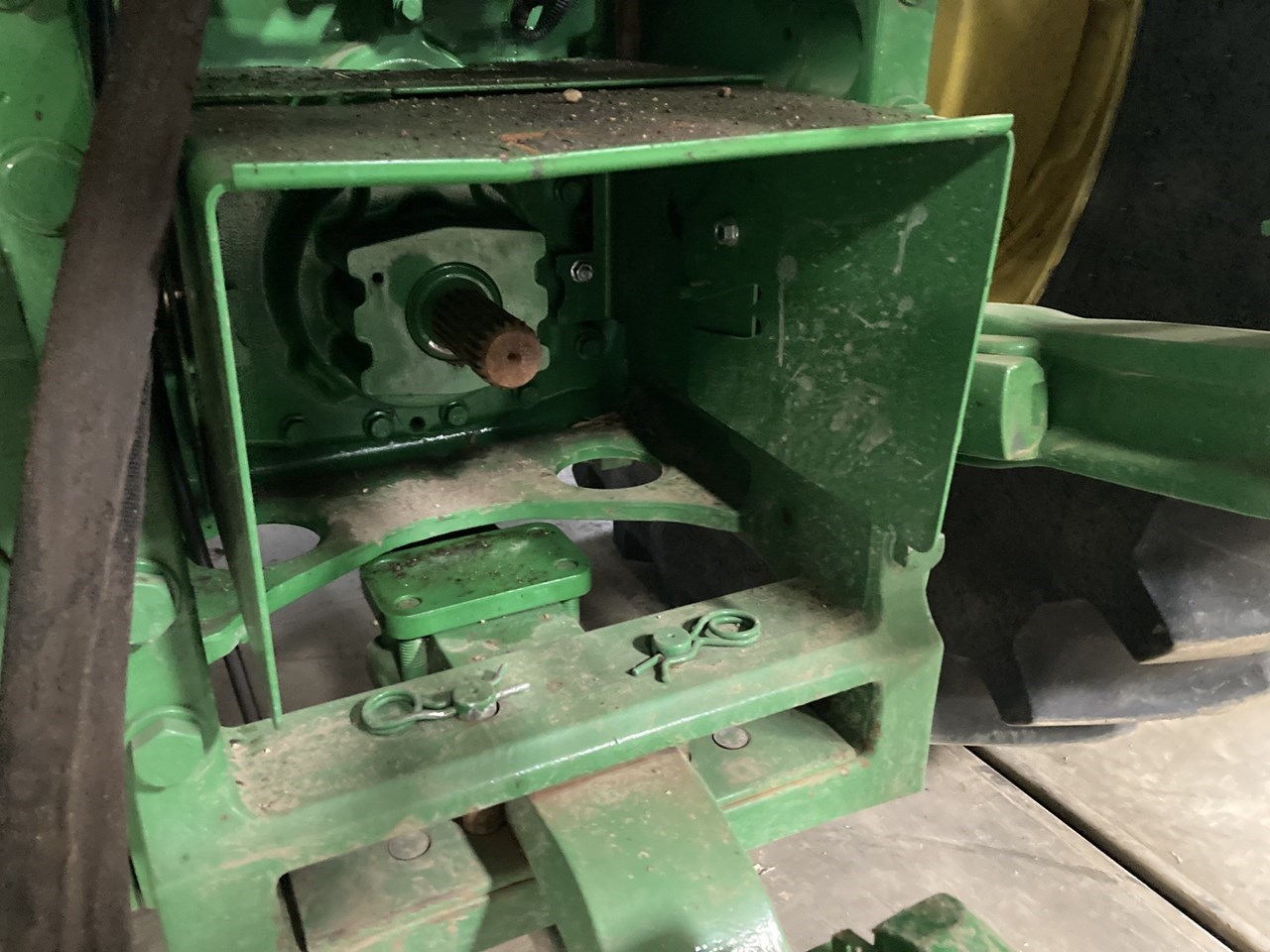 2021 John Deere 8R 410 Row Crop Tractor برسم البيعYankton South Dakota