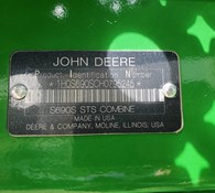 2017 John Deere S690 Thumbnail 19