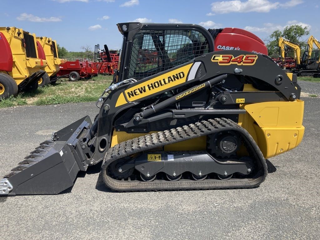 2023 New Holland Compact Track Loaders C345 Image 3