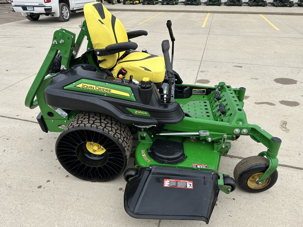 2021 John Deere Z950R Zero Turn Mower For Sale in Glencoe Minnesota