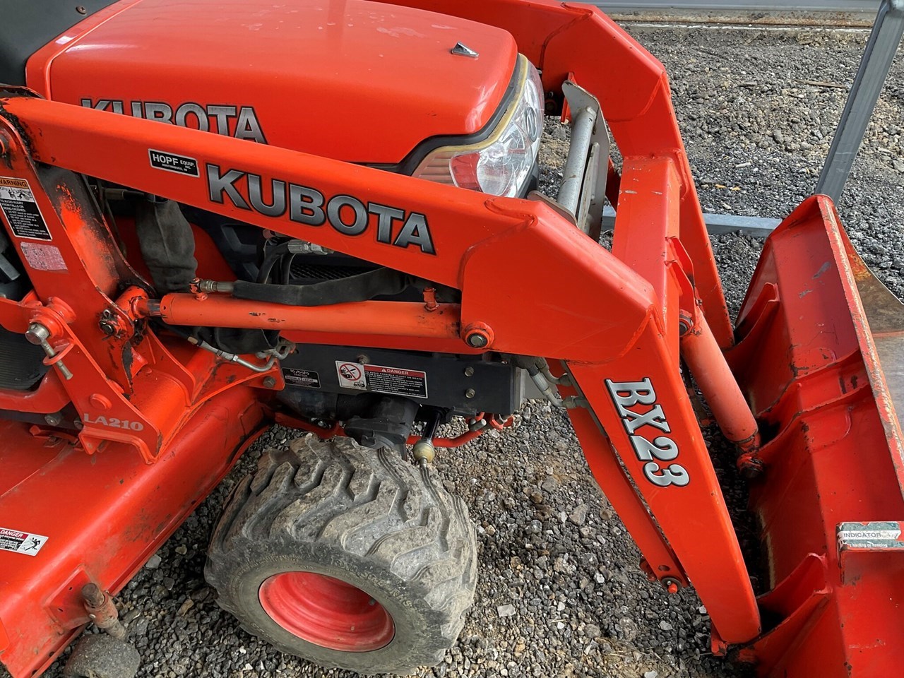2004 Kubota BX23 Compact Utility Tractor For Sale in Chandler Indiana
