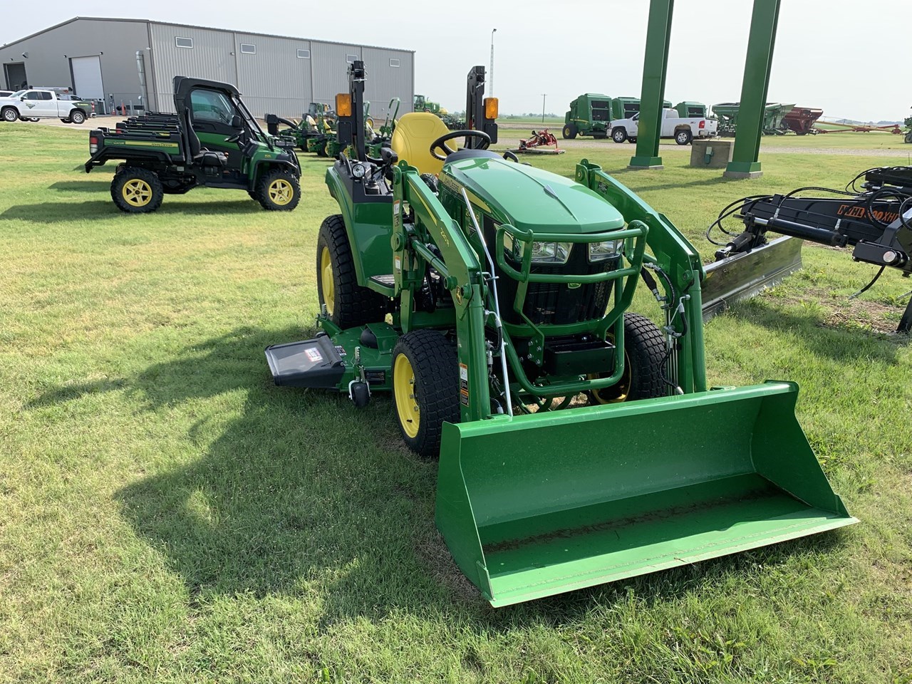 2022 John Deere 2032R Compact Utility Tractor For Sale in Phillipsburg