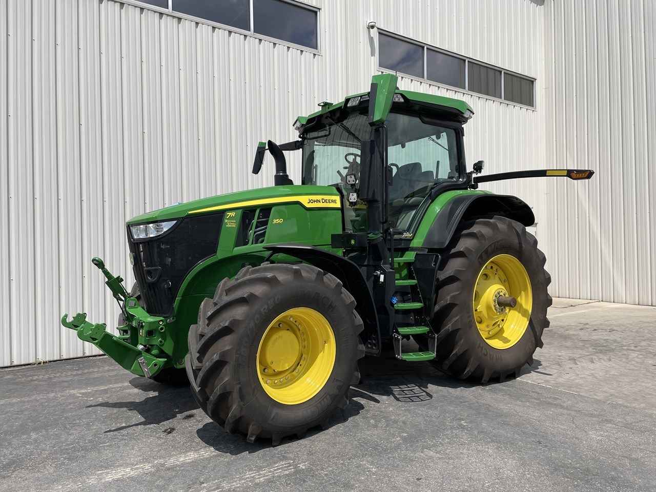 2022 John Deere 7R 350 Tractor - Row Crop For Sale in Chilton Wisconsin