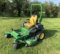 2020 John Deere Z735M Thumbnail 1