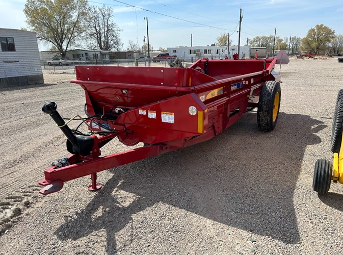 2023 New Holland 165MBS Manure Spreader-Dry For Sale
