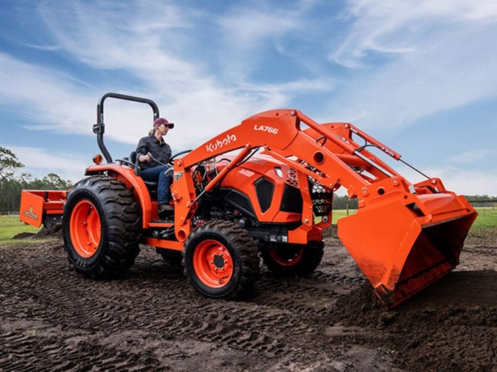 2023 Kubota Standard L Series L3902 HST Compact Utility Tractor For