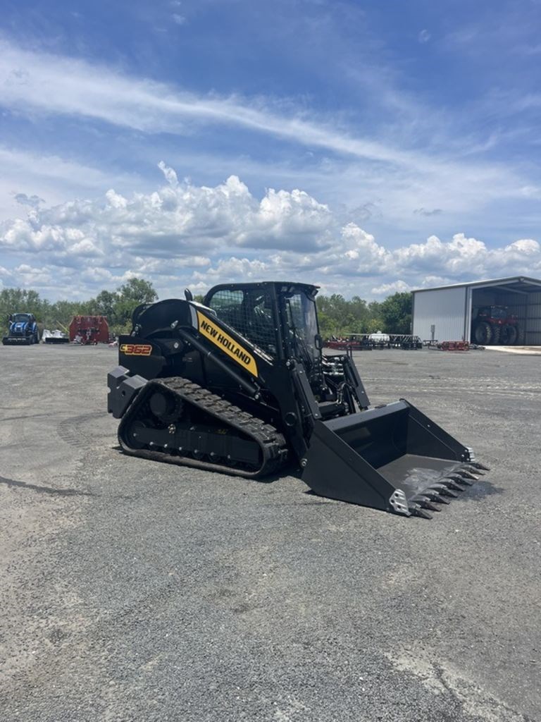 2023 New Holland Compact Track Loaders C362 Image 4