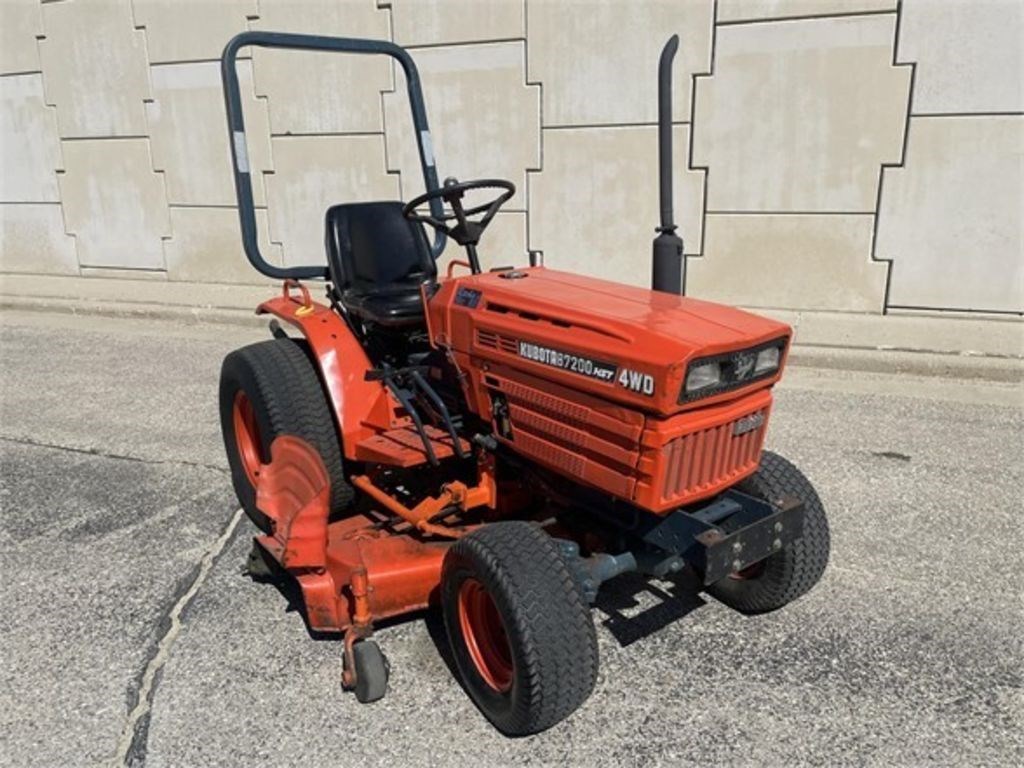 1990 Kubota B7200HST Compact Utility Tractor VerkaufBarneveld Wisconsin