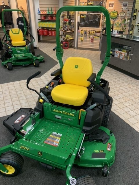 2023 John Deere Z515e Zero Turn Mower برسم البيعnorth Canton Ohio 6571