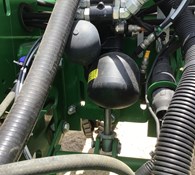 2018 John Deere 1775NT Thumbnail 17