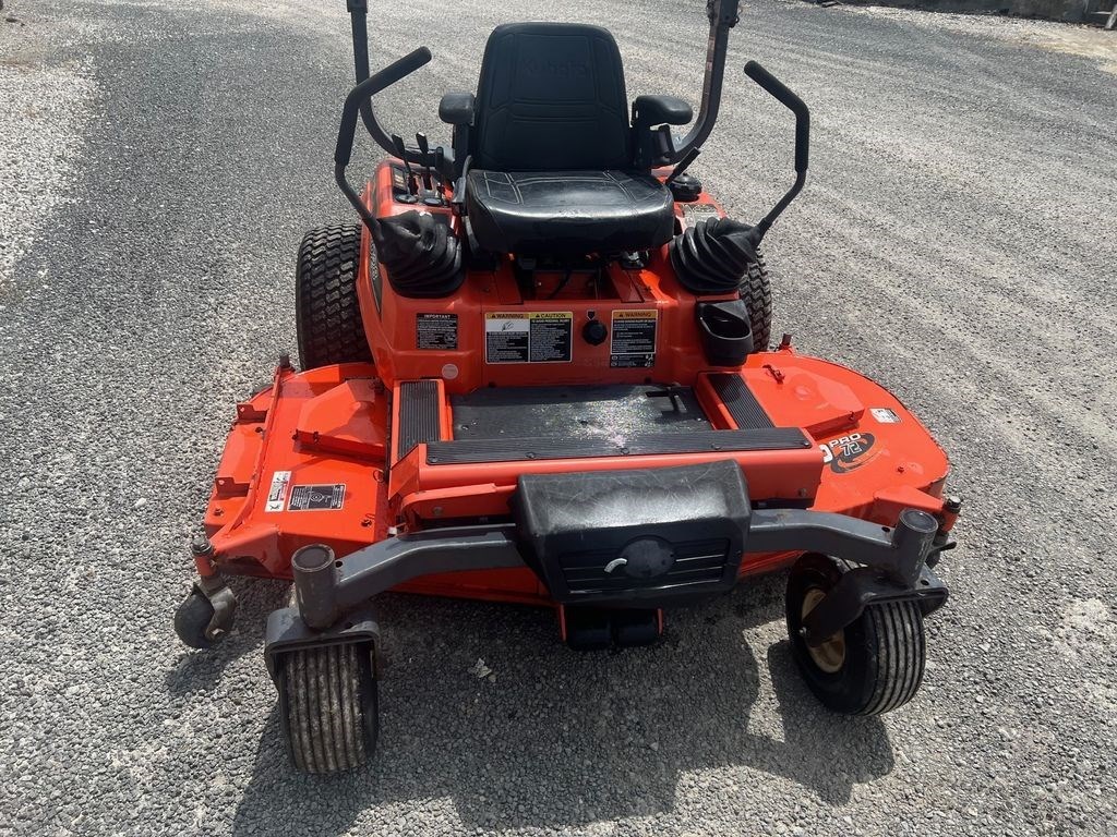 2004 Kubota ZD28 Zero Turn Mower برسم البيعVandalia Illinois