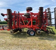 2021 Kuhn Excelerator® XT 8010 40 Thumbnail 6