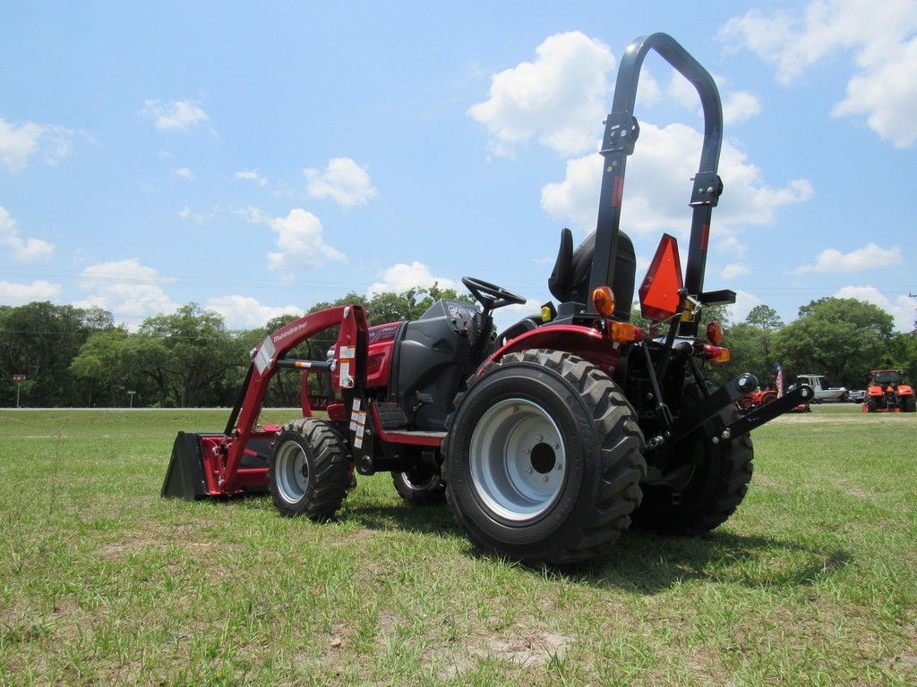 2023 Mahindra Max 26 XLT HST Compact Utility Tractor VenteChiefland Florida