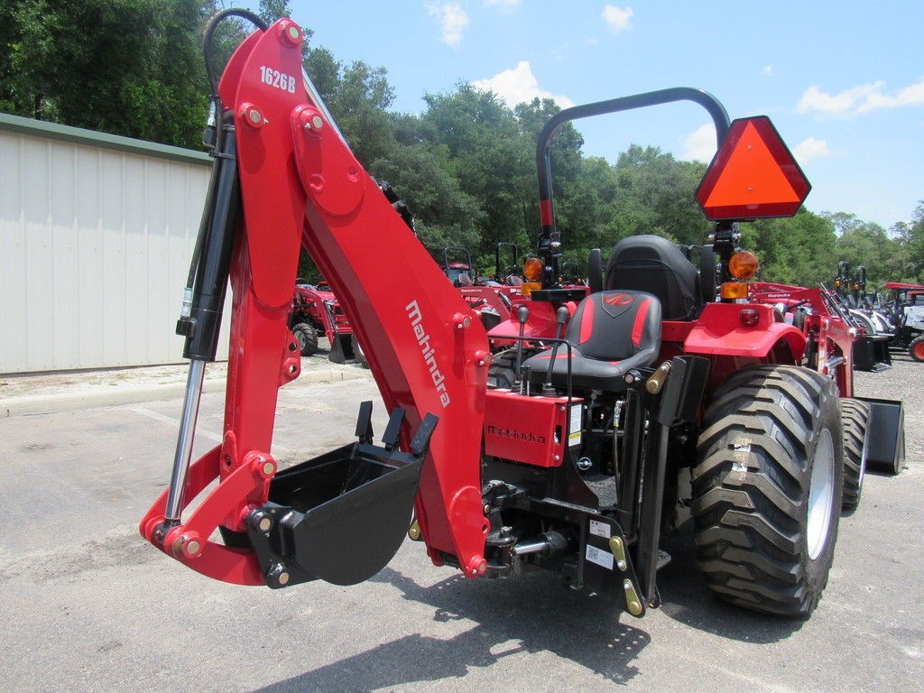 2023 Mahindra 1600 Series 1626 SST Backhoe Traktorer Til salgChiefland